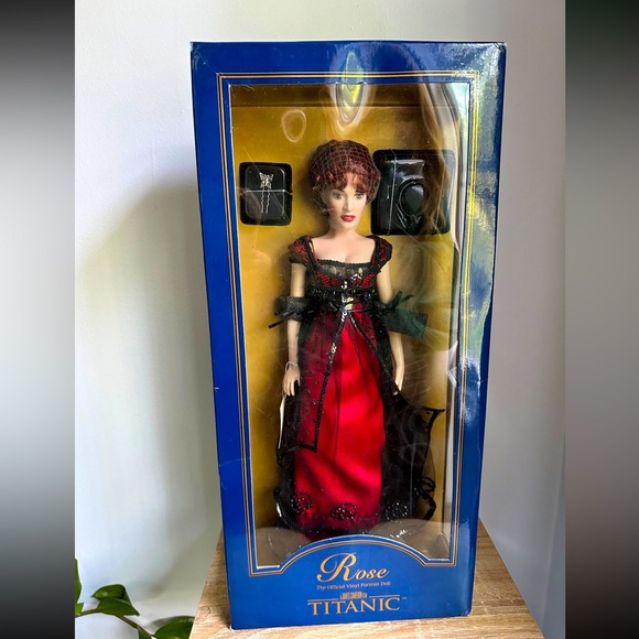 Barbie Collector Barbie Rose Titanic Franklin Mint Titanic Rose